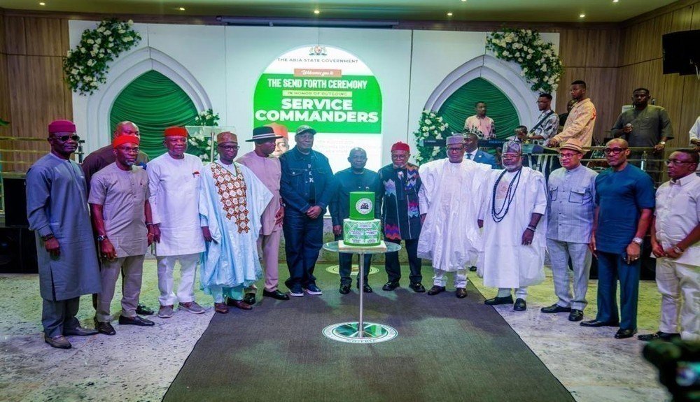 Otti Honours Five Outgoing Security Commanders, Rewards Them With SUVs